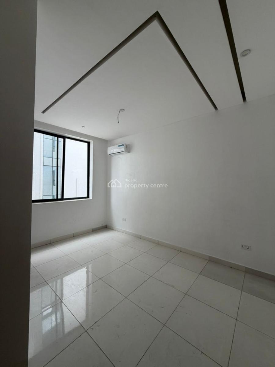 Spacious 2-bedroom Apartment, Lekki (right Side), Lekki, Lagos, Flat / Apartment for Sale