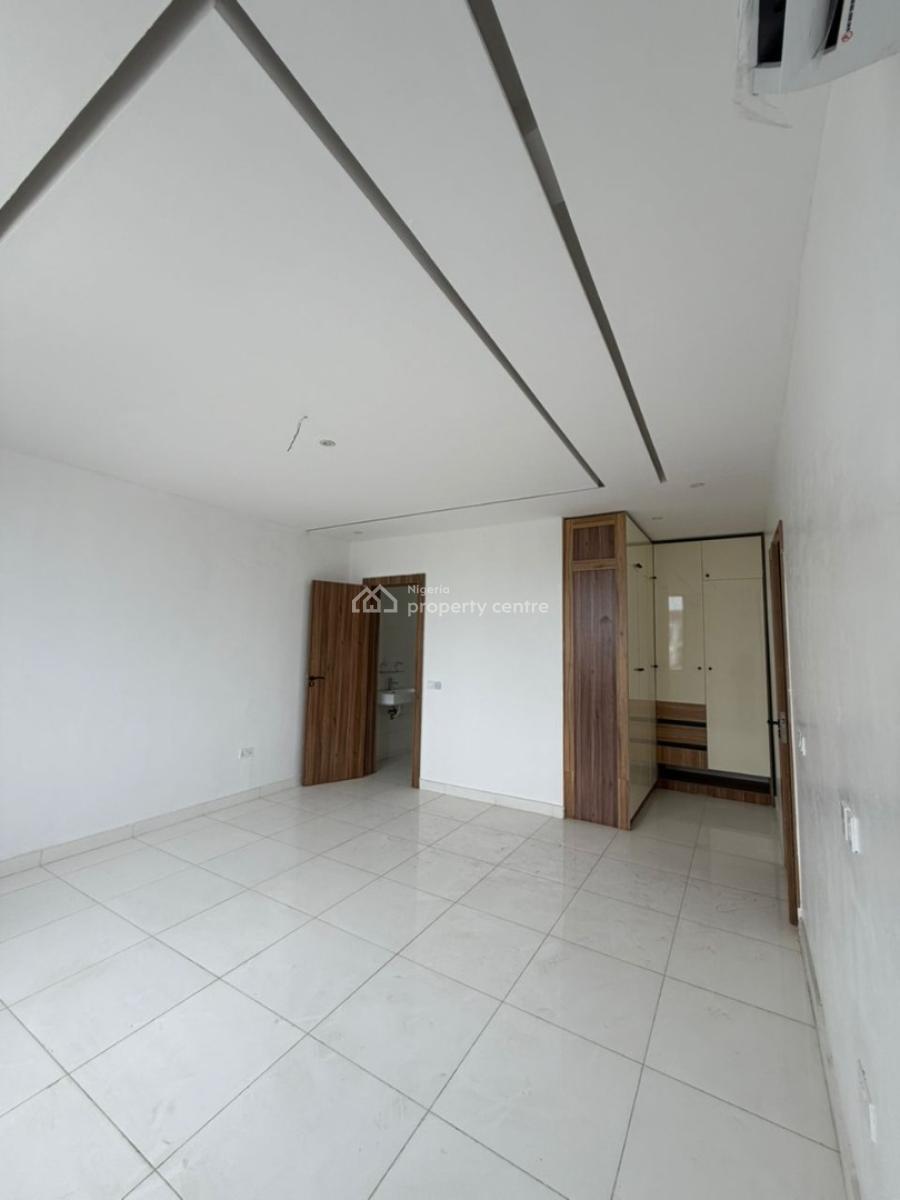 Spacious 2-bedroom Apartment, Lekki (right Side), Lekki, Lagos, Flat / Apartment for Sale