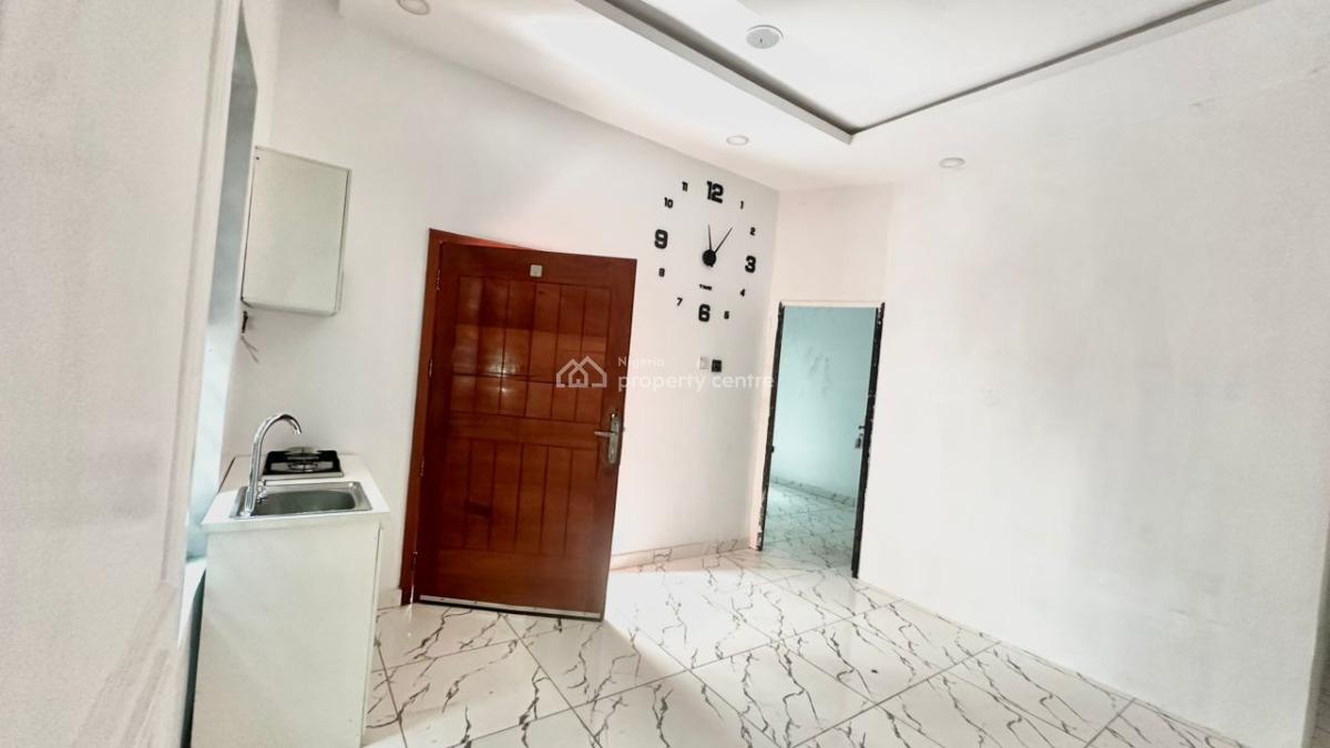 Luxury Mini Flat, Berra Estate, Chevron, Lekki, Lagos, Mini Flat (room and Parlour) for Rent