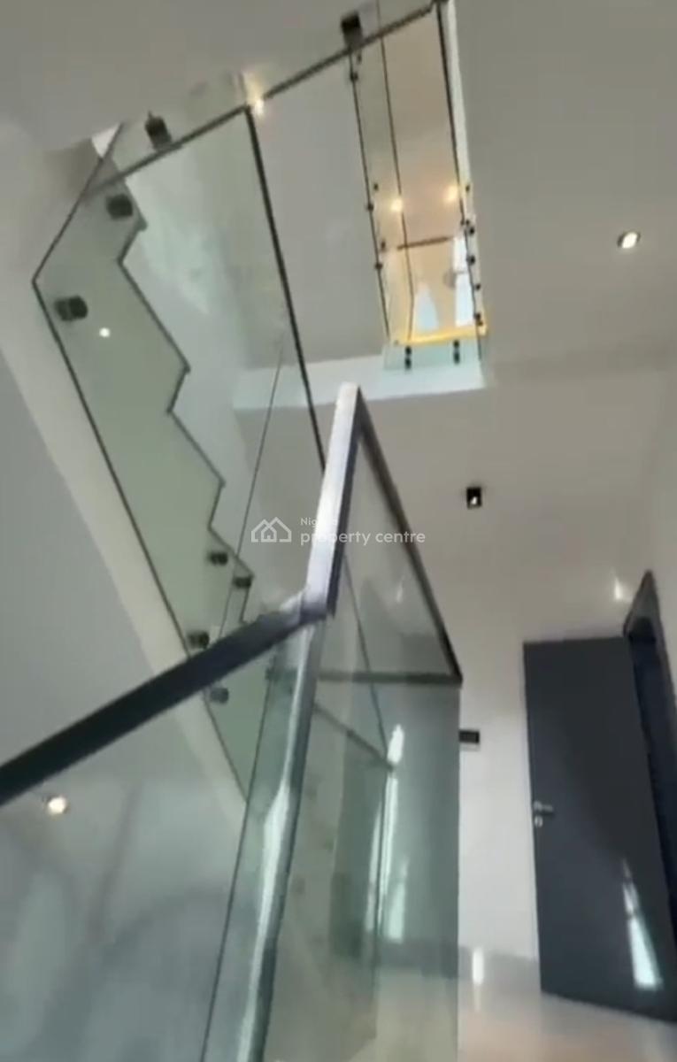 Contemporary 5 Bedroom Fully Detached Duplex, Guzape District, Abuja, Detached Duplex for Sale