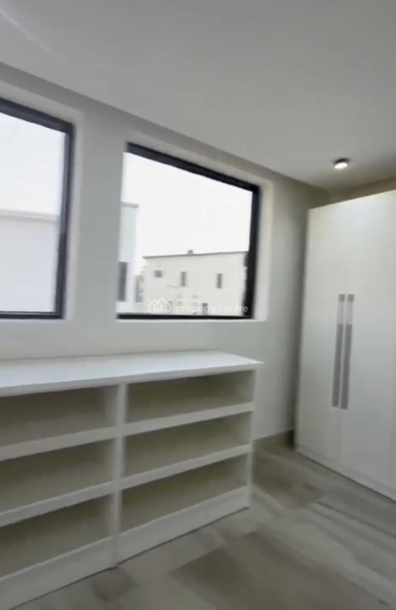 Contemporary 5 Bedroom Fully Detached Duplex, Guzape District, Abuja, Detached Duplex for Sale