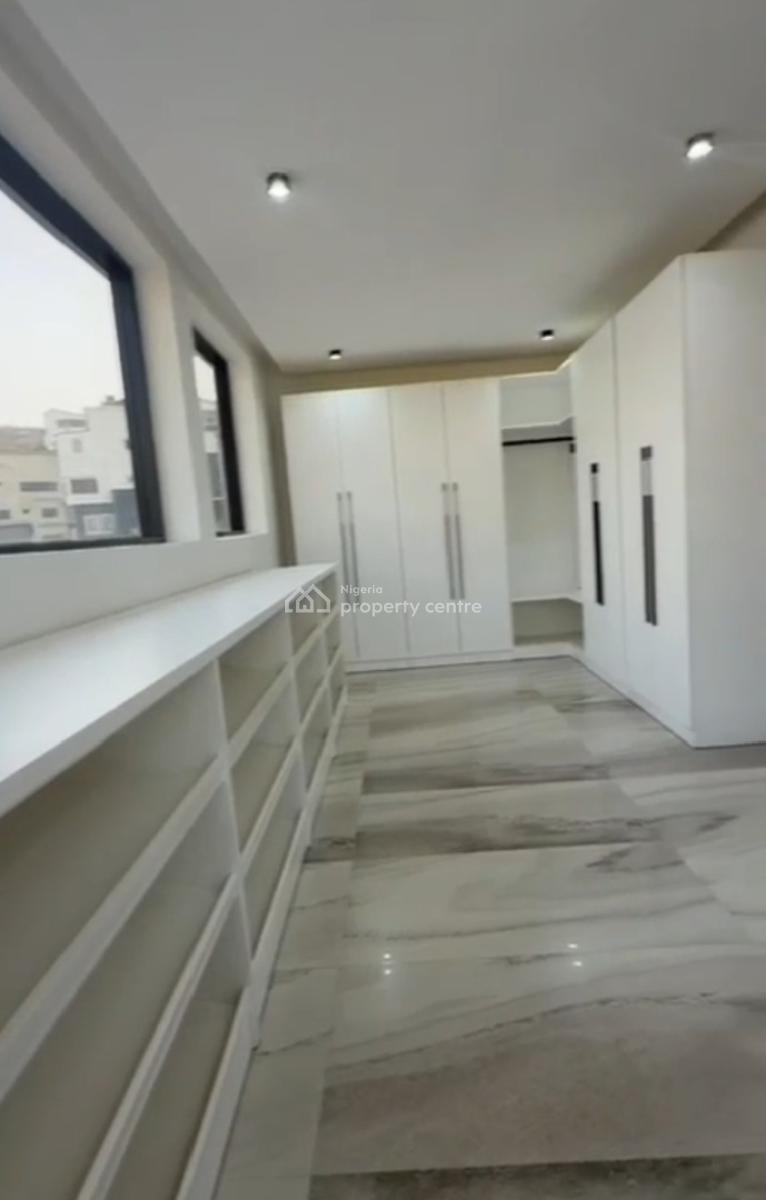 Contemporary 5 Bedroom Fully Detached Duplex, Guzape District, Abuja, Detached Duplex for Sale