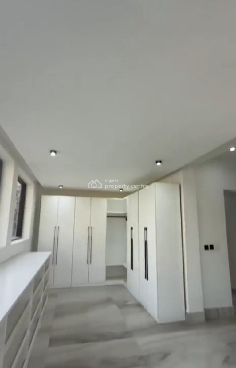 Contemporary 5 Bedroom Fully Detached Duplex, Guzape District, Abuja, Detached Duplex for Sale