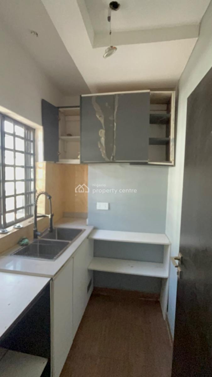 New 2 Bedroom Upstairs Apartment, Shasha, Alimosho, Lagos, Flat / Apartment for Rent