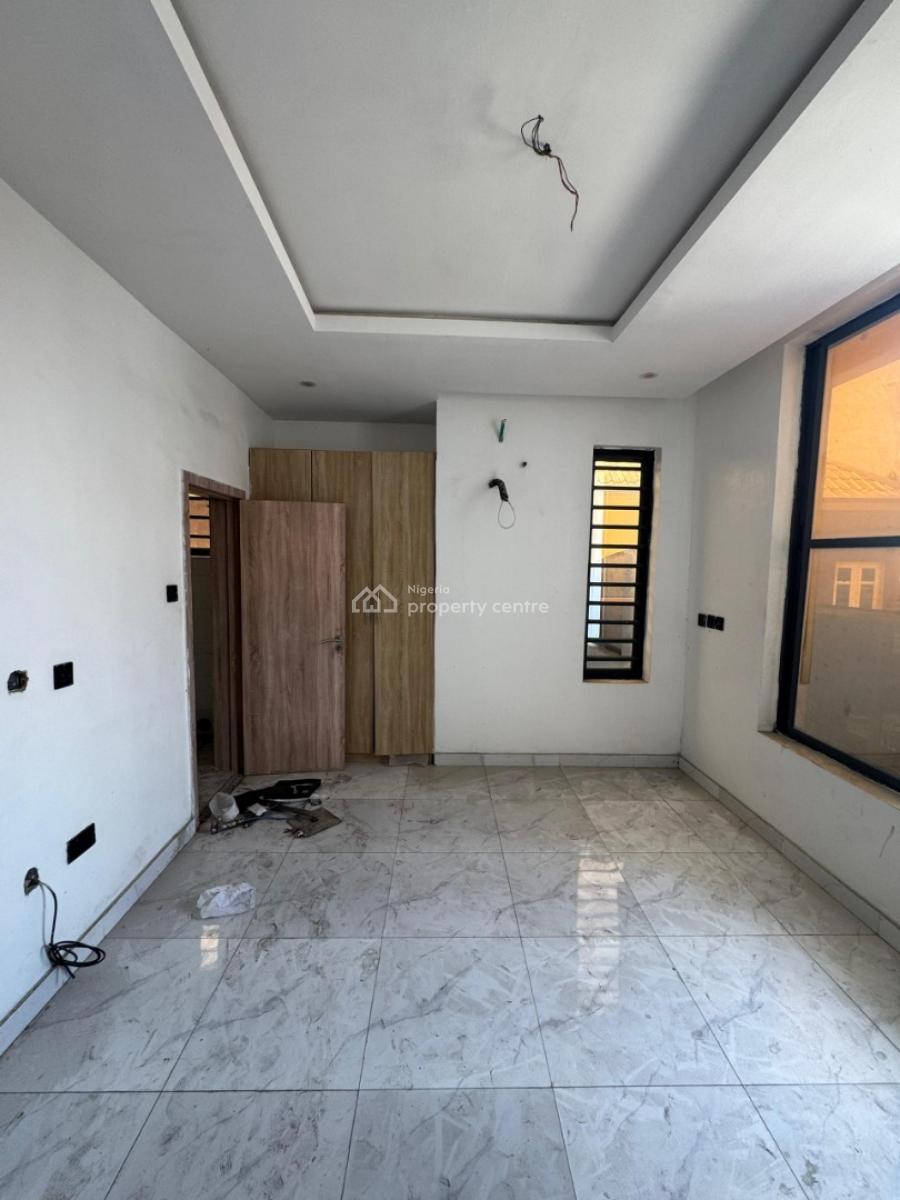 Well Maintained 2 Bedroom Apartment, Ikate, Lekki, Lagos, Flat / Apartment for Rent