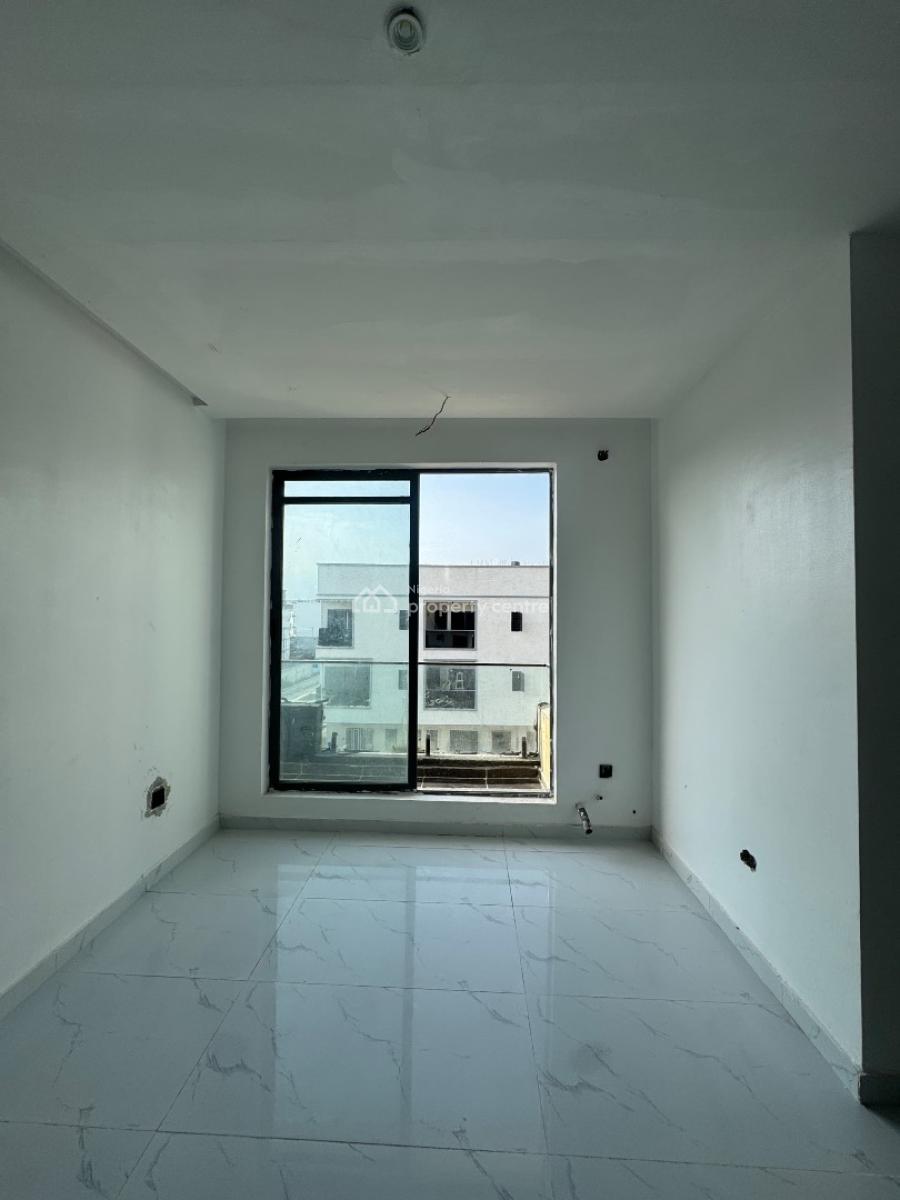 2 Bedroom Apartment, Lekki Phase 1, Lekki, Lagos, Flat / Apartment for Sale