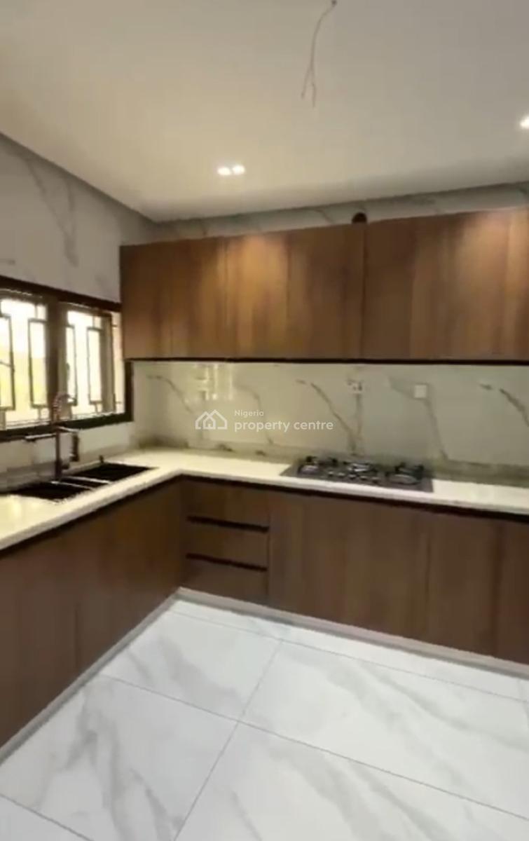 Luxurious 4 Terrace Duplex, Asokoro Main, Asokoro District, Abuja, Terraced Duplex for Sale