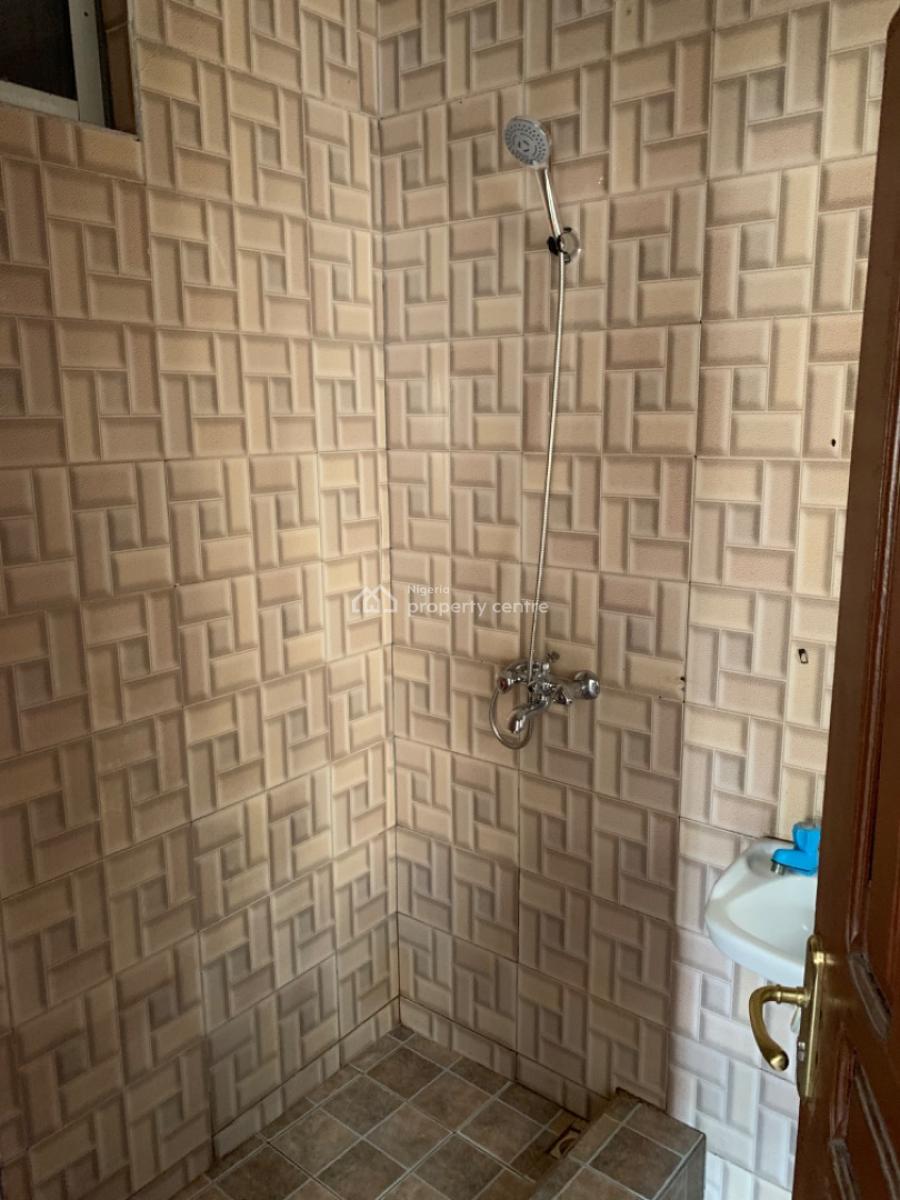 Spacious 2 Bedroom Flat, Gra Phase 1, Magodo, Lagos, Flat / Apartment for Rent