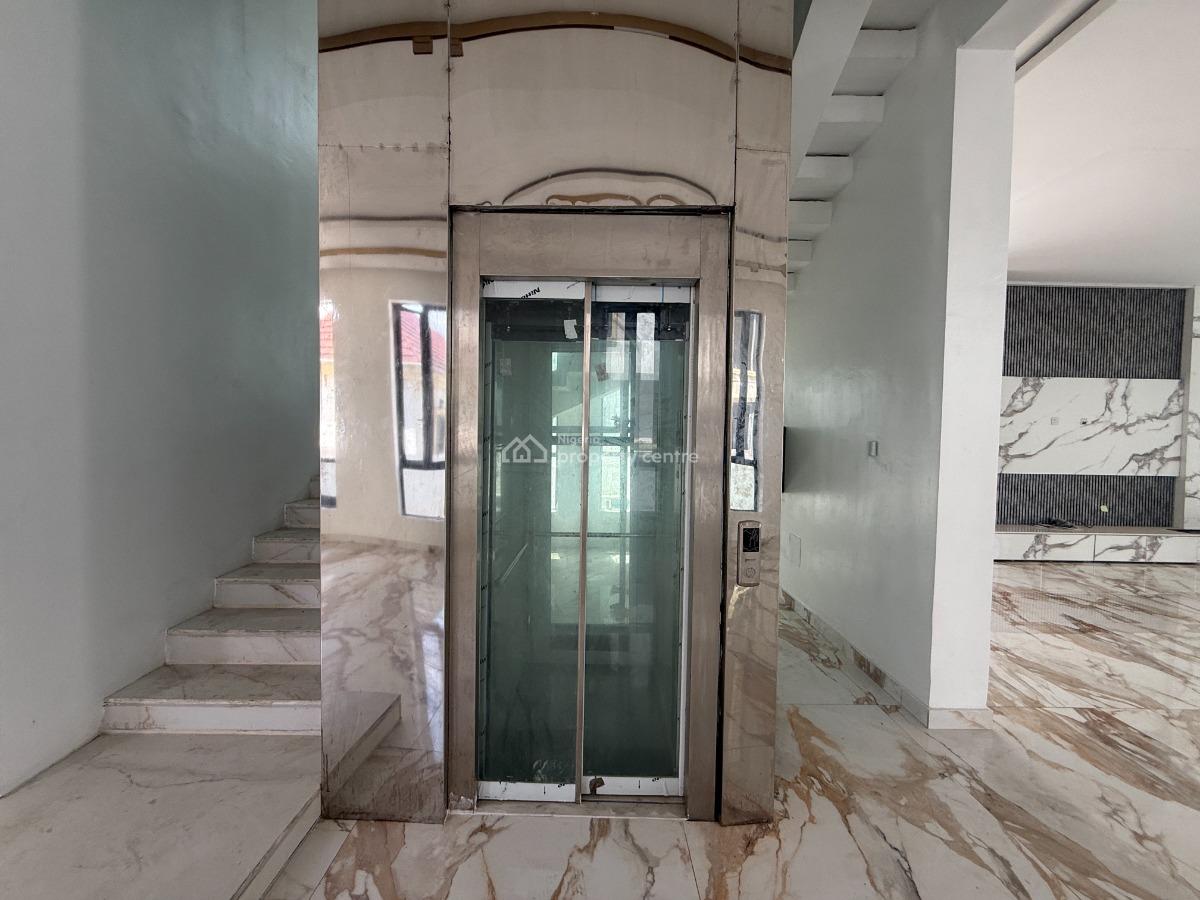 5 Bedroom Detached Available, Osapa, Lekki, Lagos, Detached Duplex for Sale