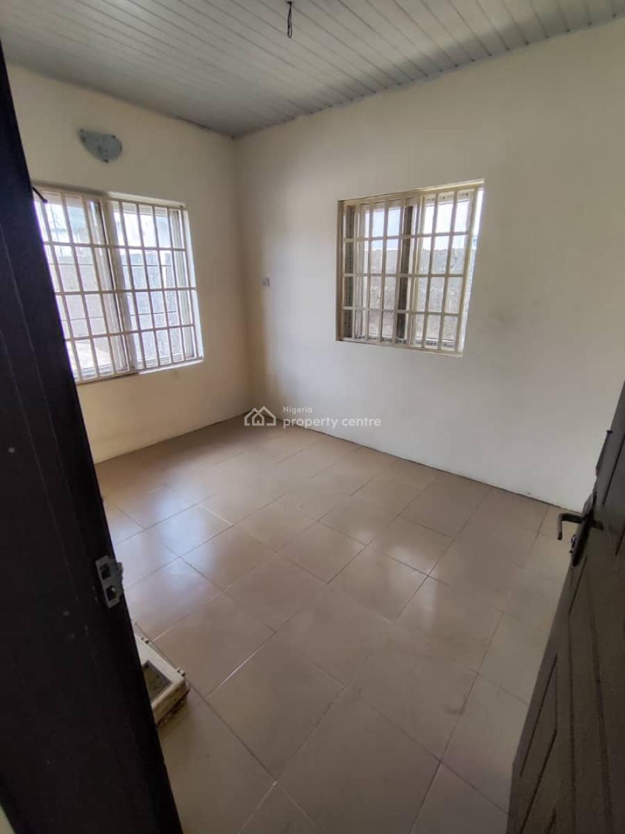 2 Bedroom Flats Very Suitable, Even Estate Badore Road Ajah, Ajah, Lagos, Flat / Apartment for Rent