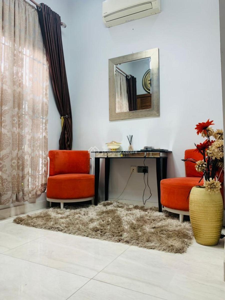 Fully Furnished and Serviced Three Bedroom Penthouse, Lekki Phase 1, Lekki, Lagos, Flat / Apartment for Rent