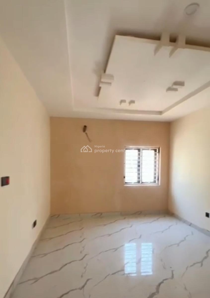 5bedroom Contemporary Fully Detached Duplex, Guzape, Guzape District, Abuja, Detached Duplex for Sale