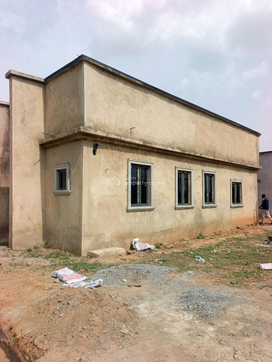 Luxury 3 Bedroom Bungalow with Excellent Facilities, Lugbe District, Abuja, Detached Bungalow for Sale