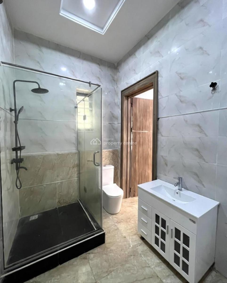 Lovely Spacious 5bedroom Fully Detached Duplex + 2bqs in Secure Estate, Orchid Road, Lekki, Lagos, Detached Duplex for Rent