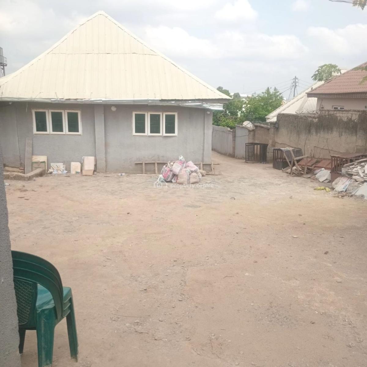 a Room Self Con, Guzape District, Abuja, Self Contain (single Rooms) for Sale