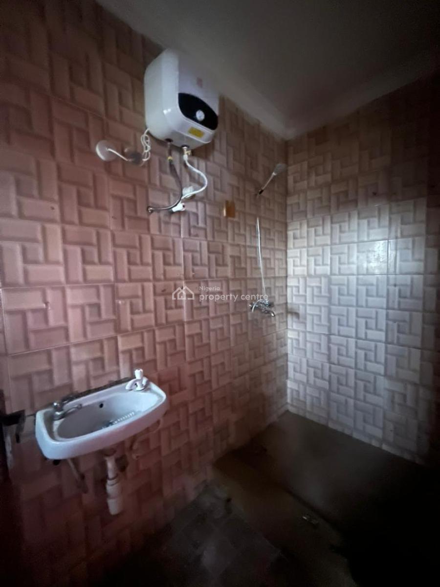 2 Bedroom All Rooms En-suite Gated Environment 3 in Tennant, Gra Phase 1, Magodo, Lagos, Flat / Apartment for Rent
