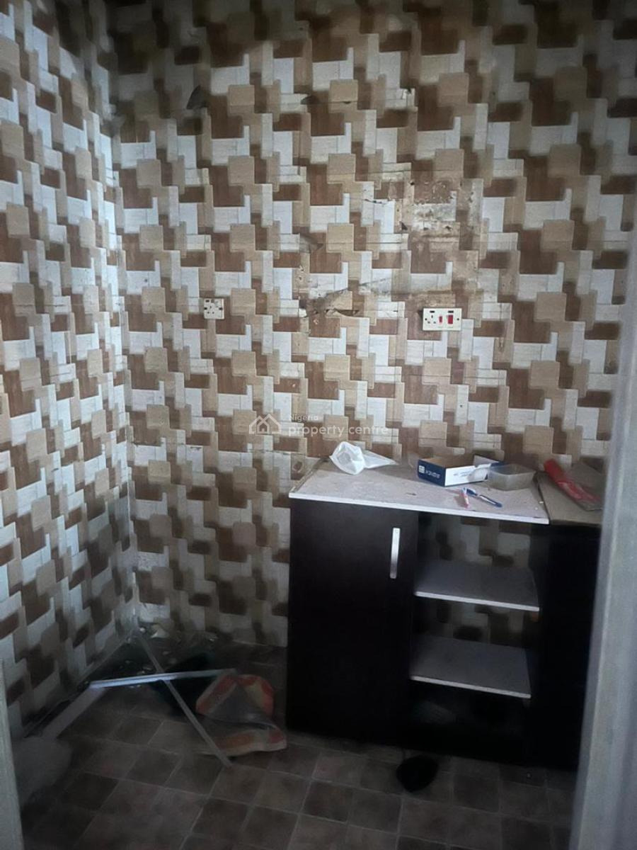 2 Bedroom All Rooms En-suite Gated Environment 3 in Tennant, Gra Phase 1, Magodo, Lagos, Flat / Apartment for Rent