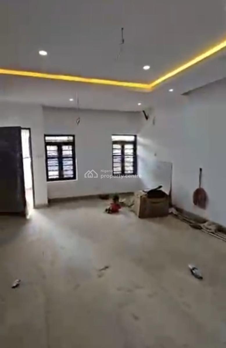 Luxurious 4 Bedroom Terrace Duplex Self Compound, Guzape District, Abuja, Terraced Duplex for Sale