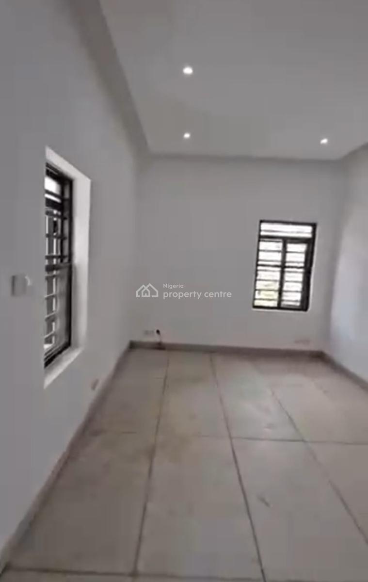 Luxurious 4 Bedroom Terrace Duplex Self Compound, Guzape District, Abuja, Terraced Duplex for Sale