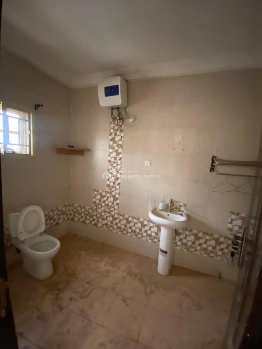 Luxury 4 Bedroom Semi Detached Duplex with Bq in an Estate, Utako, Abuja, Semi-detached Duplex for Rent