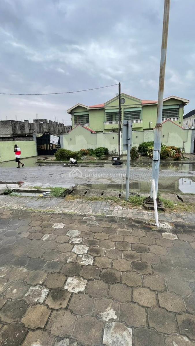 a 5 Bedroom Semi Detached Apartment, Lekki Phase 1, Lekki, Lagos, Terraced Duplex for Rent