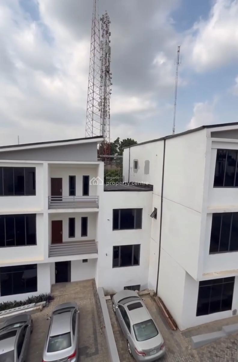 5 Bedroom Semi Detached Duplex, Asokoro District, Abuja, Semi-detached Duplex for Sale