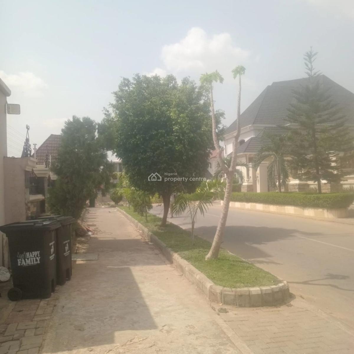 a Room Self Con, Guzape District, Abuja, Self Contain (single Rooms) for Rent