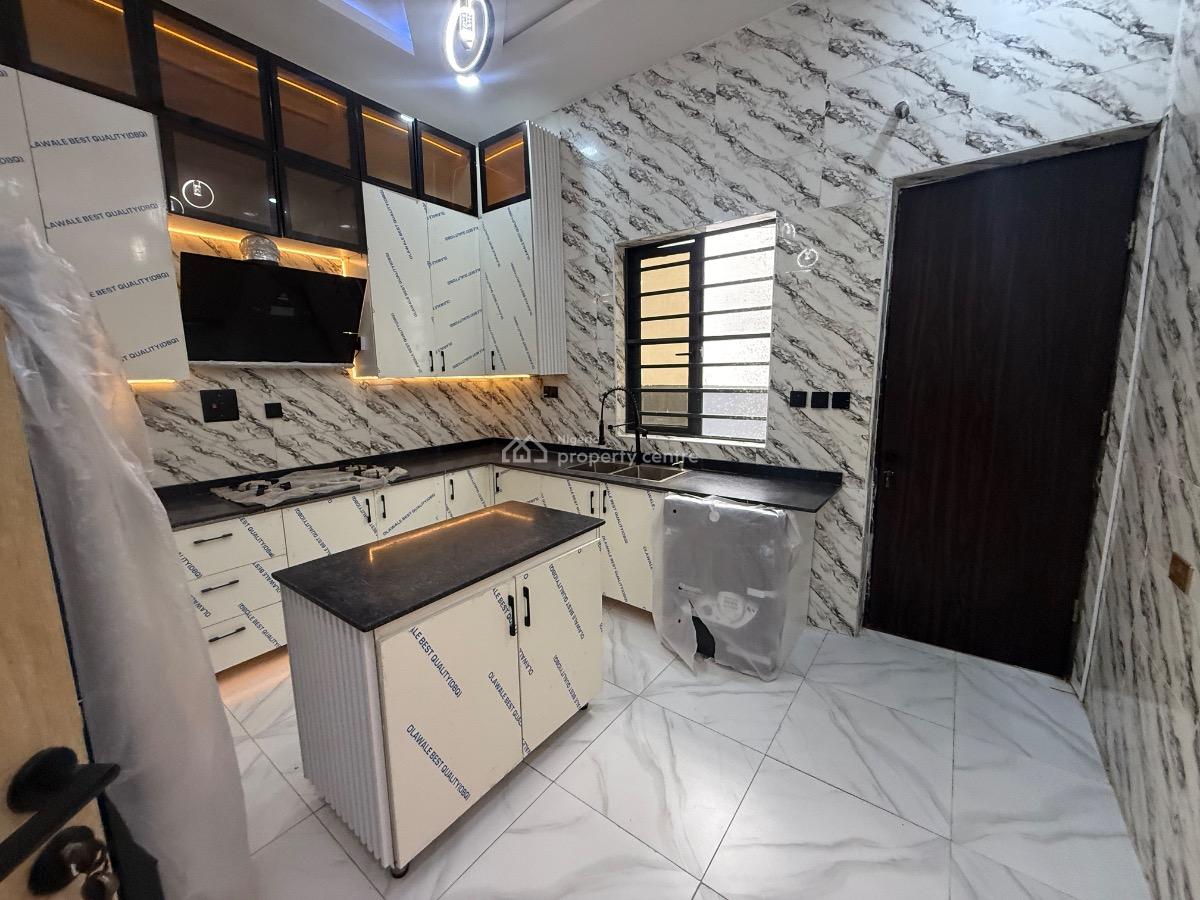 4 Bedroom Fully Detached Duplex with Bq for Distress, Royal Pine Estate, Orchid Road By Second Toll Gate, Lekki Expressway, Lekki, Lagos, Detached Duplex for Sale