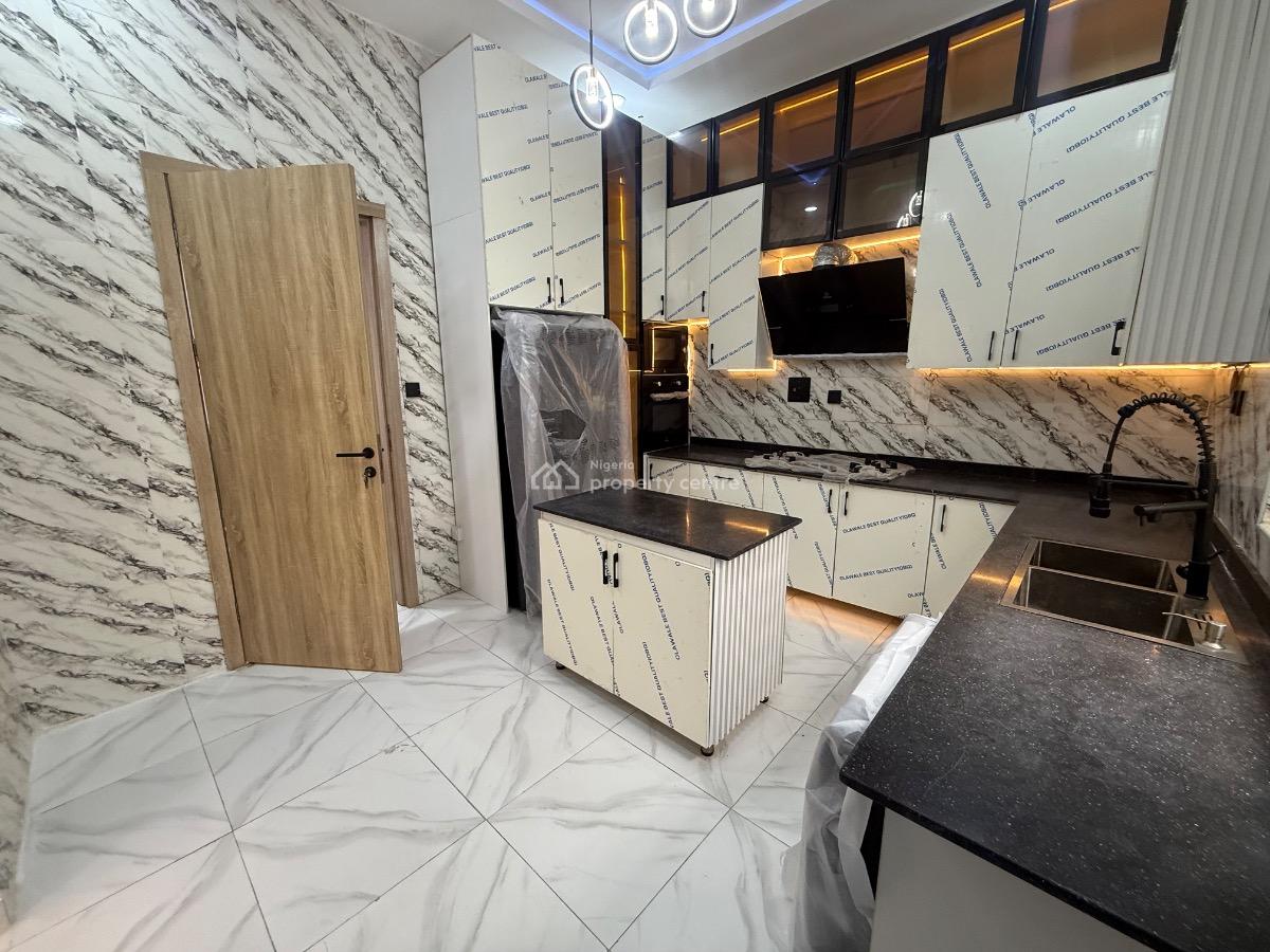 4 Bedroom Fully Detached Duplex with Bq for Distress, Royal Pine Estate, Orchid Road By Second Toll Gate, Lekki Expressway, Lekki, Lagos, Detached Duplex for Sale