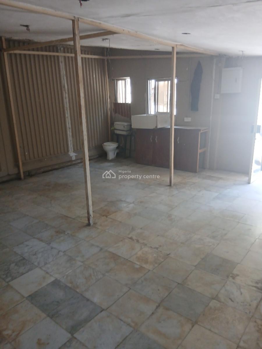 Office Space Shared Main Duplex, Dolphin Estate, Ikoyi, Lagos, House for Rent
