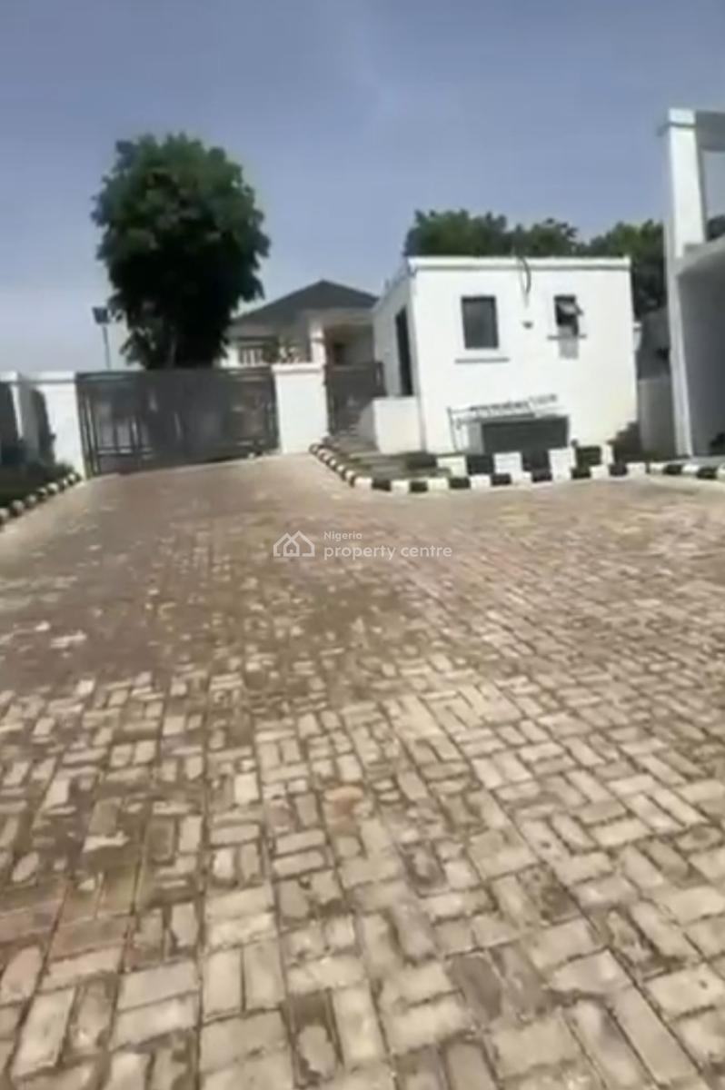 4bedroom Terrace Duplex, Guzape, Guzape District, Abuja, Terraced Duplex for Rent