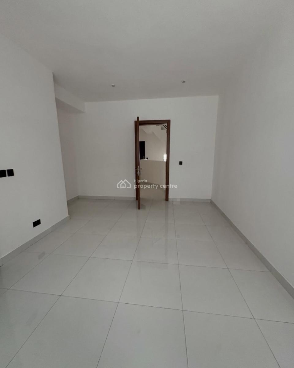 4 Bedroom Terrace with Bq, 4 Bedroom Duplex with Pool and Gym in a Secured Estate, Lekki Phase 1, Lekki, Lagos, Terraced Duplex for Rent