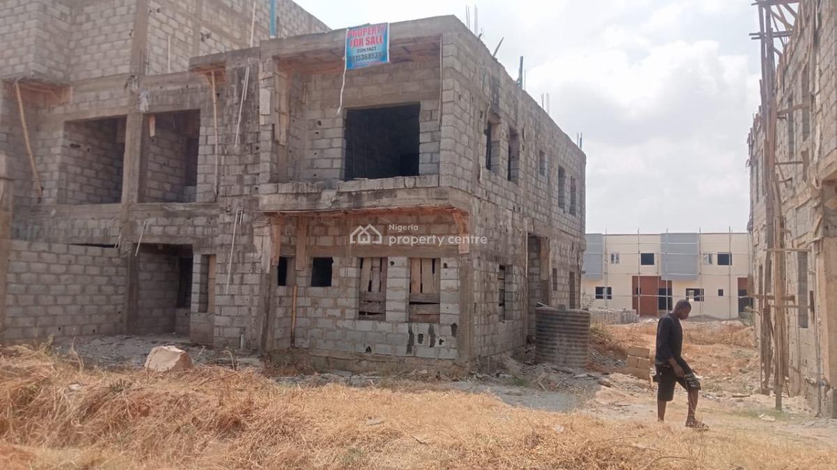 5 Bedrooms, Ochacho, Life Camp, Abuja, Semi-detached Duplex for Sale