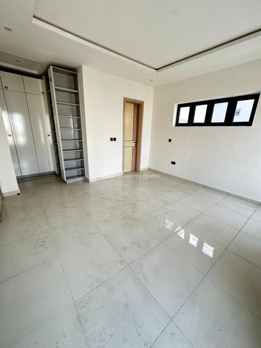 Exquisite 3 Bedroom Apartment with a Room Bq and Excellent Facilities, Lekki Phase 1, Lekki, Lagos, Flat / Apartment for Rent