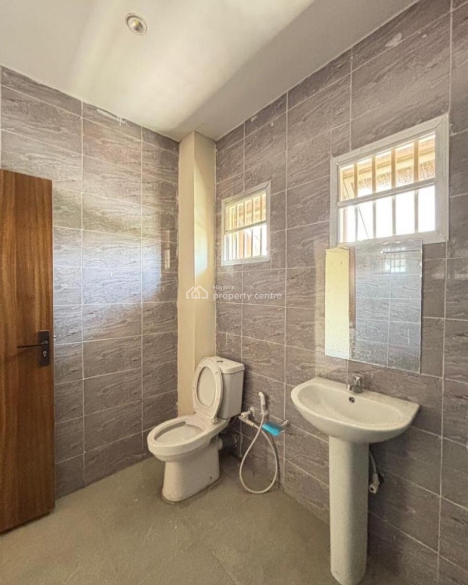 4 Bedroom Semi Detached Duplex with Bq, Osapa, Lekki, Lagos, Semi-detached Duplex for Rent