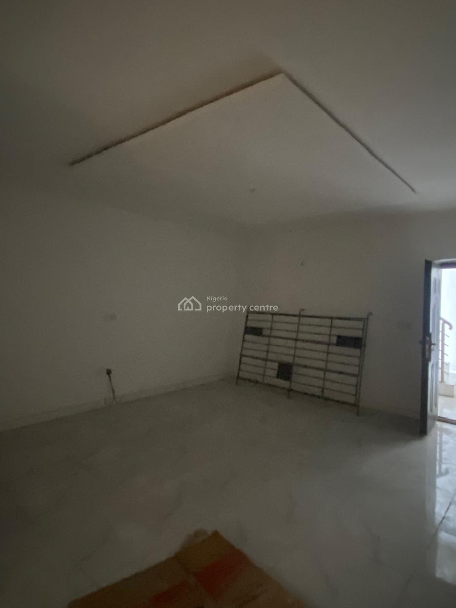 New Luxury 2 Bedroom Enclosed Flat( Lesser Windows for Ventilation), Chevron, Lekki, Lagos, Flat / Apartment for Rent