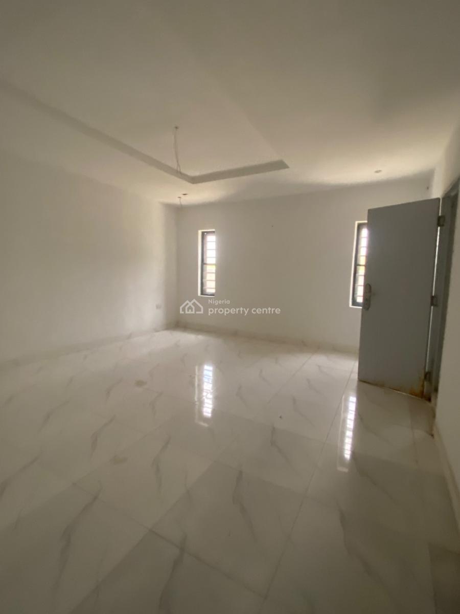 New Luxury 2 Bedroom Enclosed Flat( Lesser Windows for Ventilation), Chevron, Lekki, Lagos, Flat / Apartment for Rent