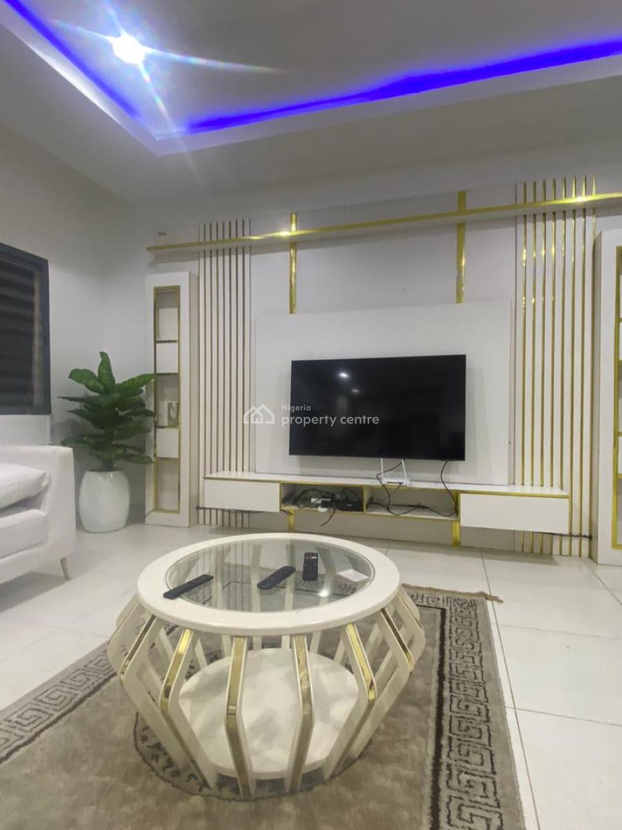 Fully Serviced Luxury 3 Bedrooms Maisonette Apartment Upstairs, Lekki Phase 1, Lekki, Lagos, Flat / Apartment for Rent