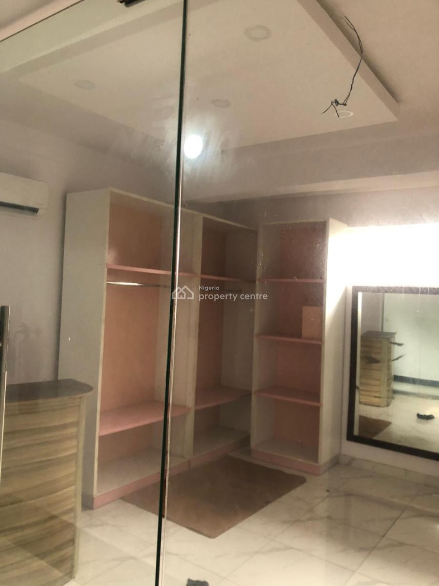 Spacious Shop Space, Lekki Phase 1, Lekki, Lagos, Shop for Rent