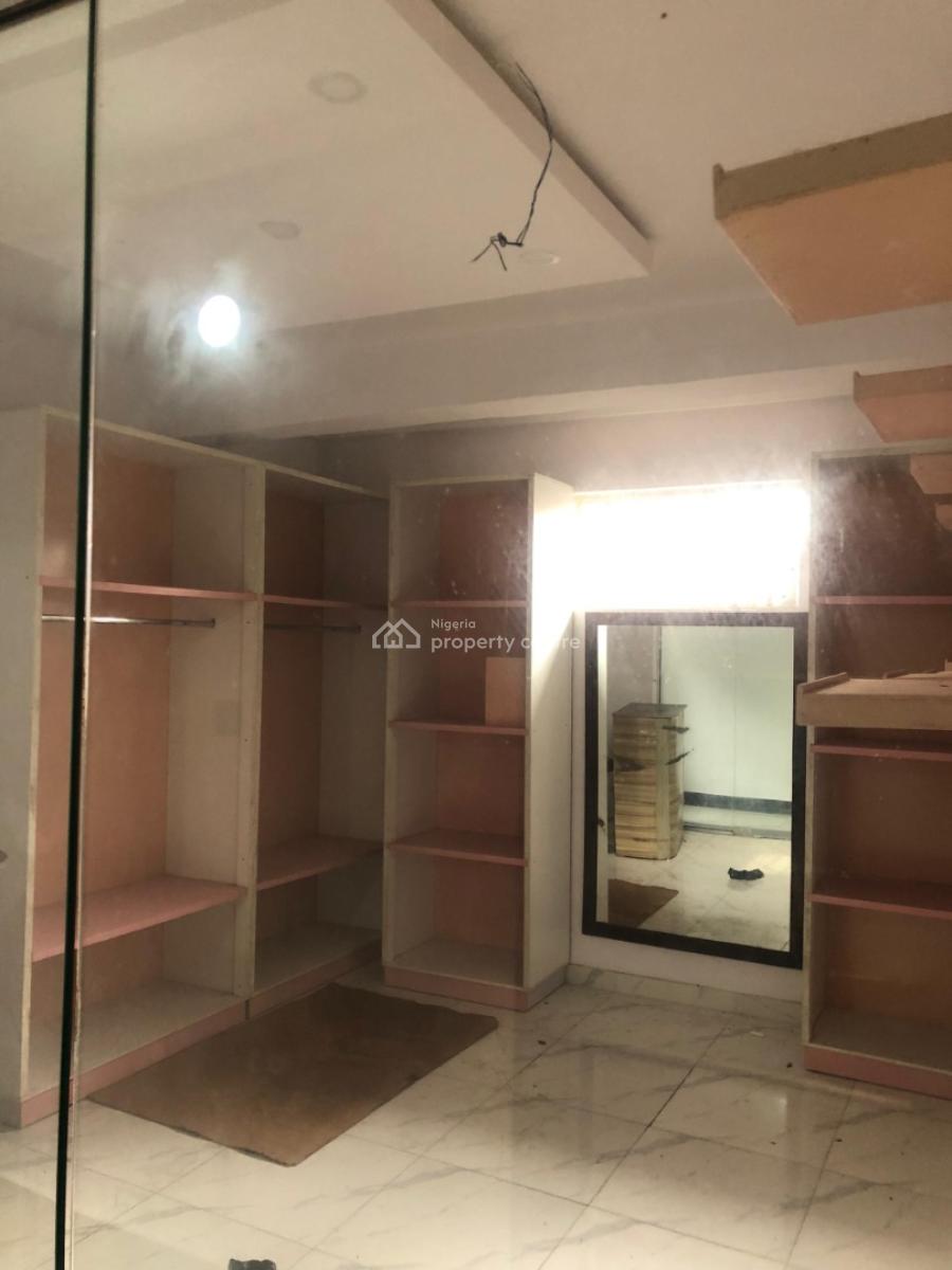 Spacious Shop Space, Lekki Phase 1, Lekki, Lagos, Shop for Rent
