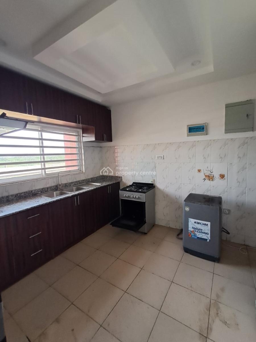 2 Bedroom Apartment, Okun-ajah, Ajah, Lagos, Flat / Apartment for Rent