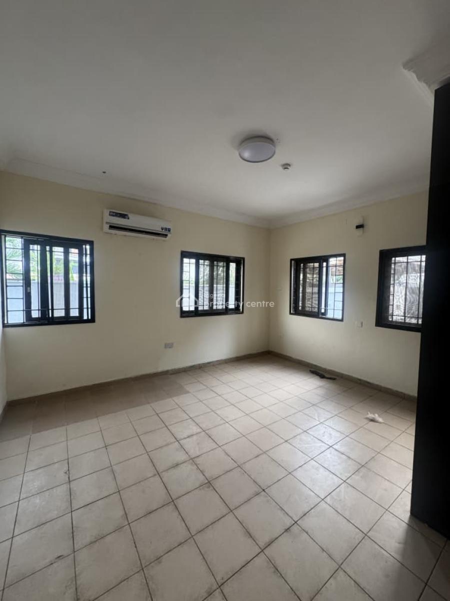 3 Bedroom Apartment, Lekki Phase 1, Lekki, Lagos, Flat / Apartment for Rent