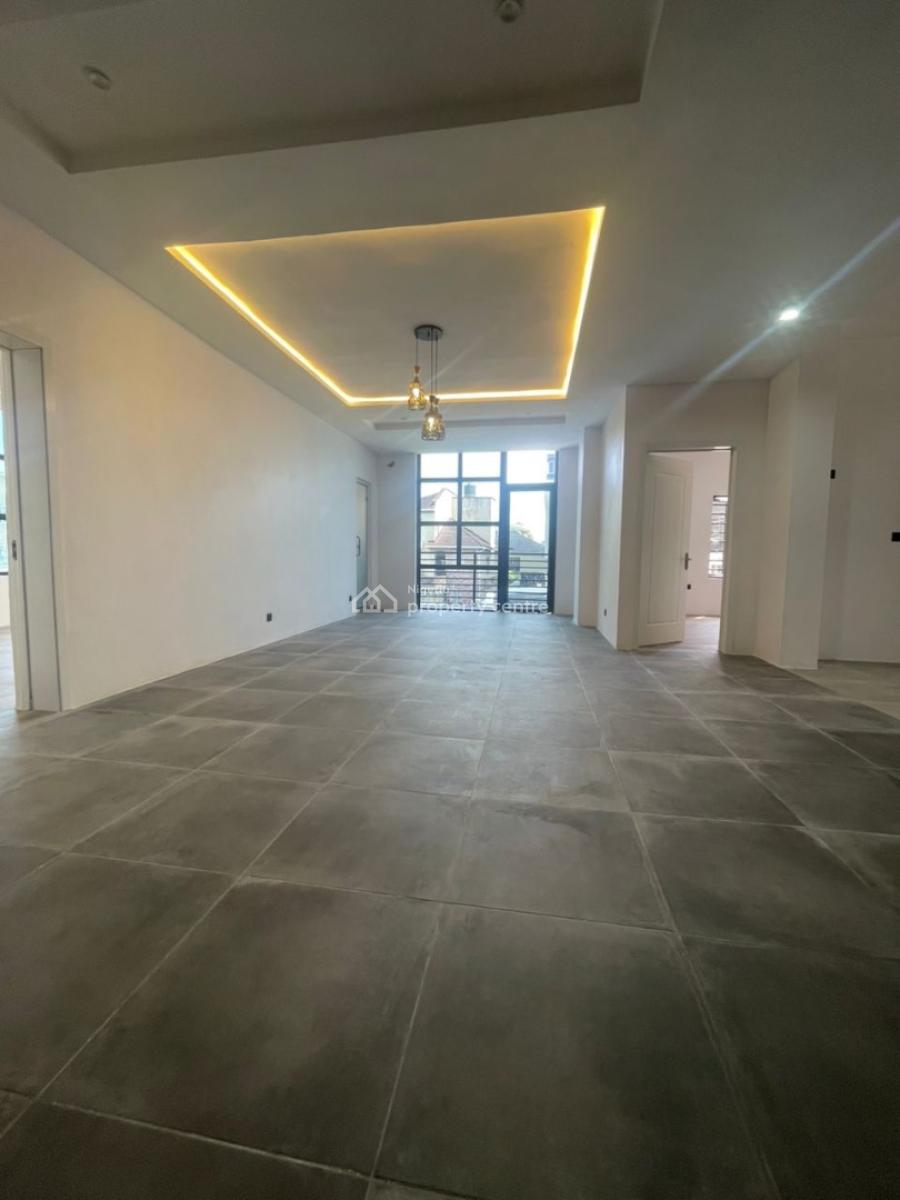 Newly Built, Serviced Luxury 2 Bedroom Apartment with Bq & Rooftop, Agungi, Lekki, Lagos, Flat / Apartment for Rent