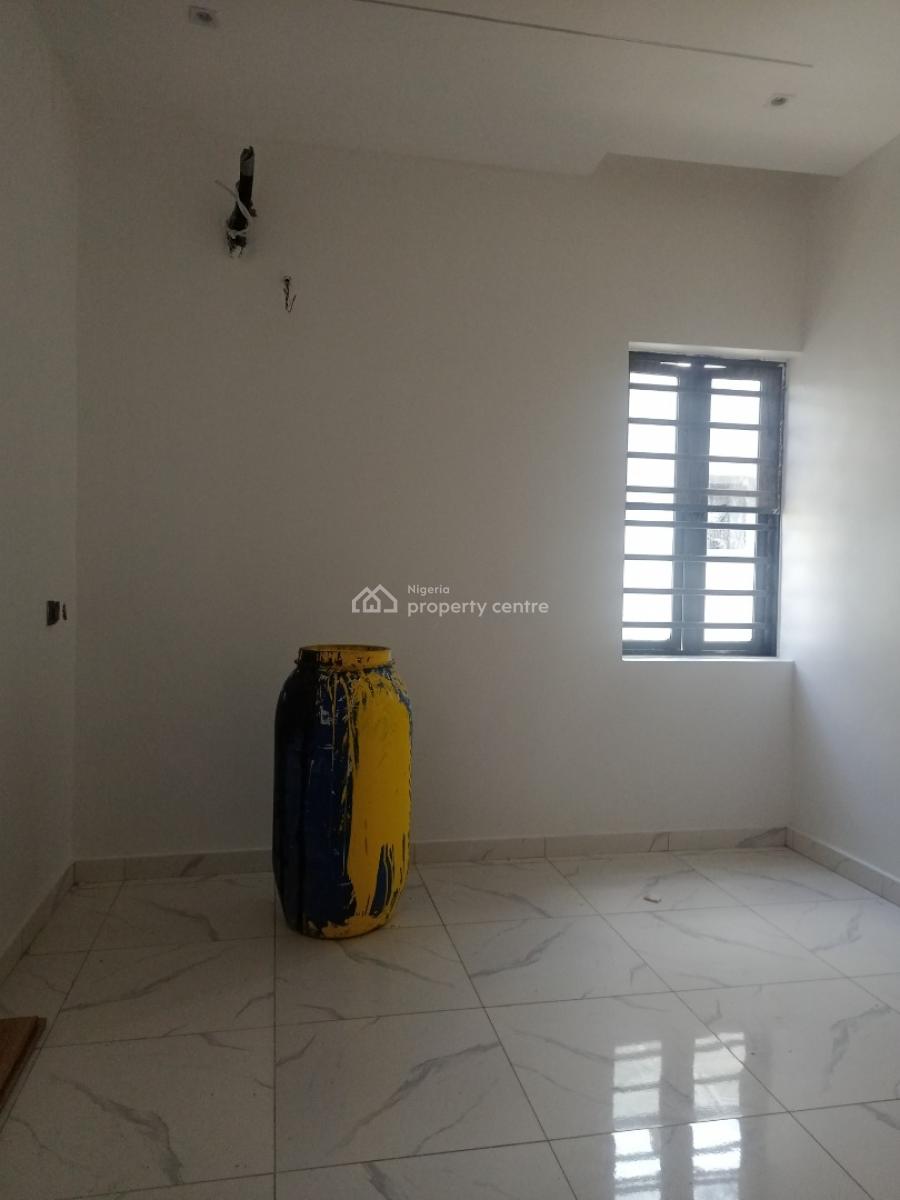 Luxury Built 1 Bedroom Apartment, Chevron Axis, Lekki Phase 2, Lekki, Lagos, Mini Flat (room and Parlour) for Sale