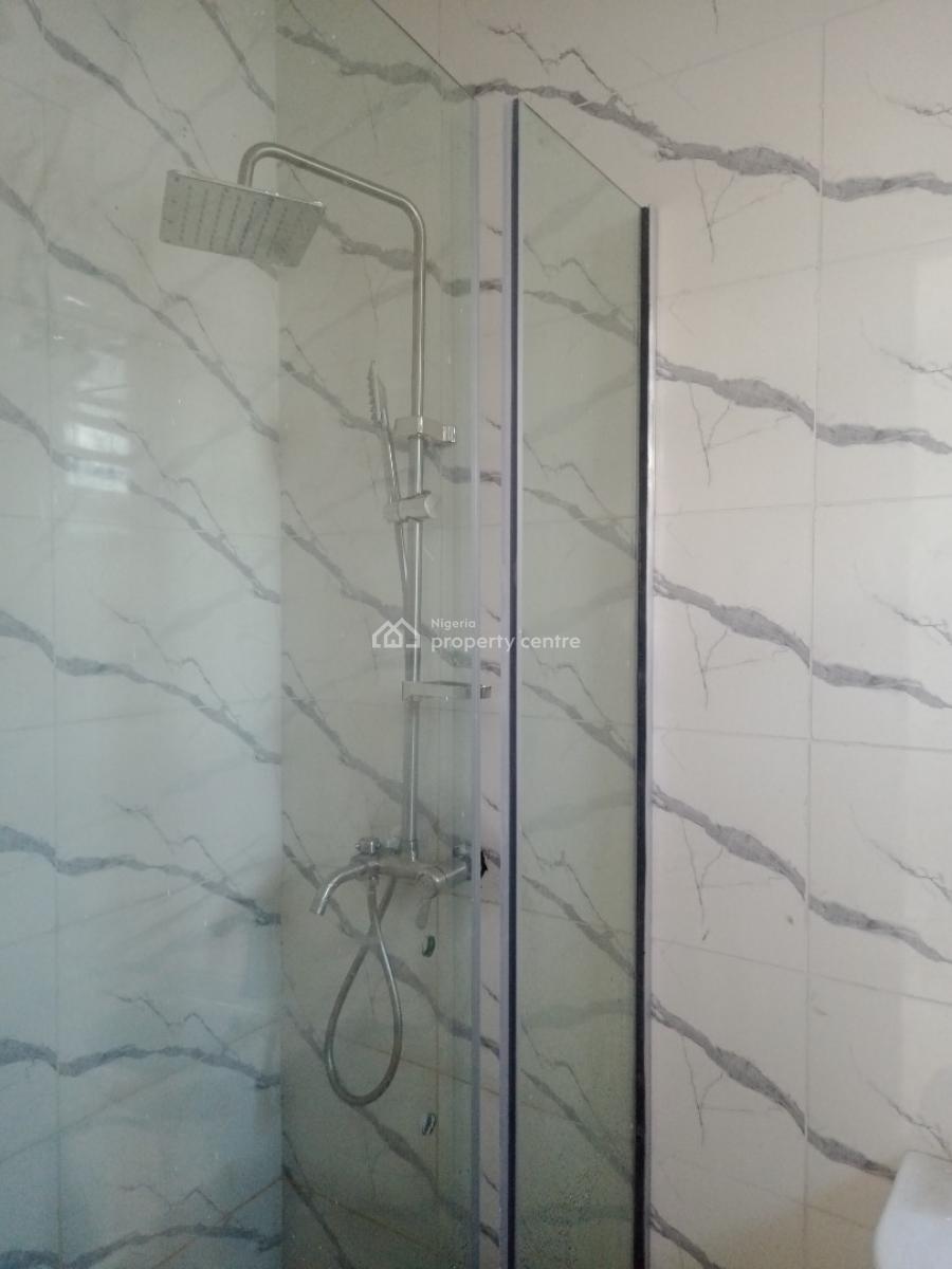 Luxury Built 1 Bedroom Apartment, Chevron Axis, Lekki Phase 2, Lekki, Lagos, Mini Flat (room and Parlour) for Sale