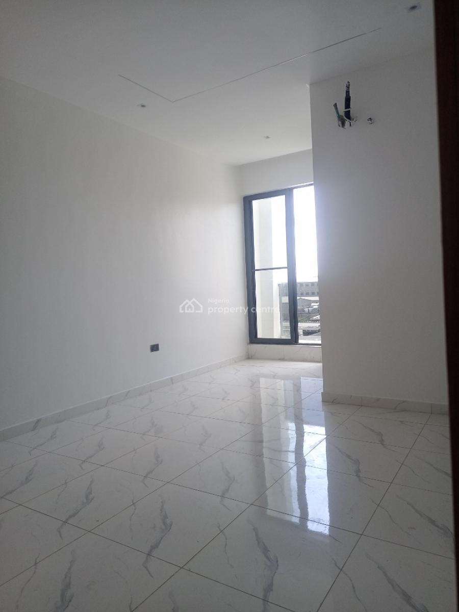 Luxury Built 2 Bedroom Apartment, Chevron Axis, Lekki Phase 2, Lekki, Lagos, Flat / Apartment for Sale