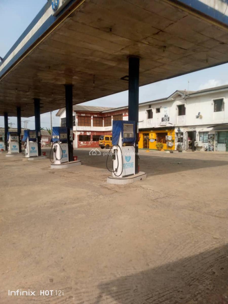 Commercial Filling Station , Prime Roadside Investment, Igando Lasu Road, Igando, Ikotun, Lagos, Filling Station for Rent