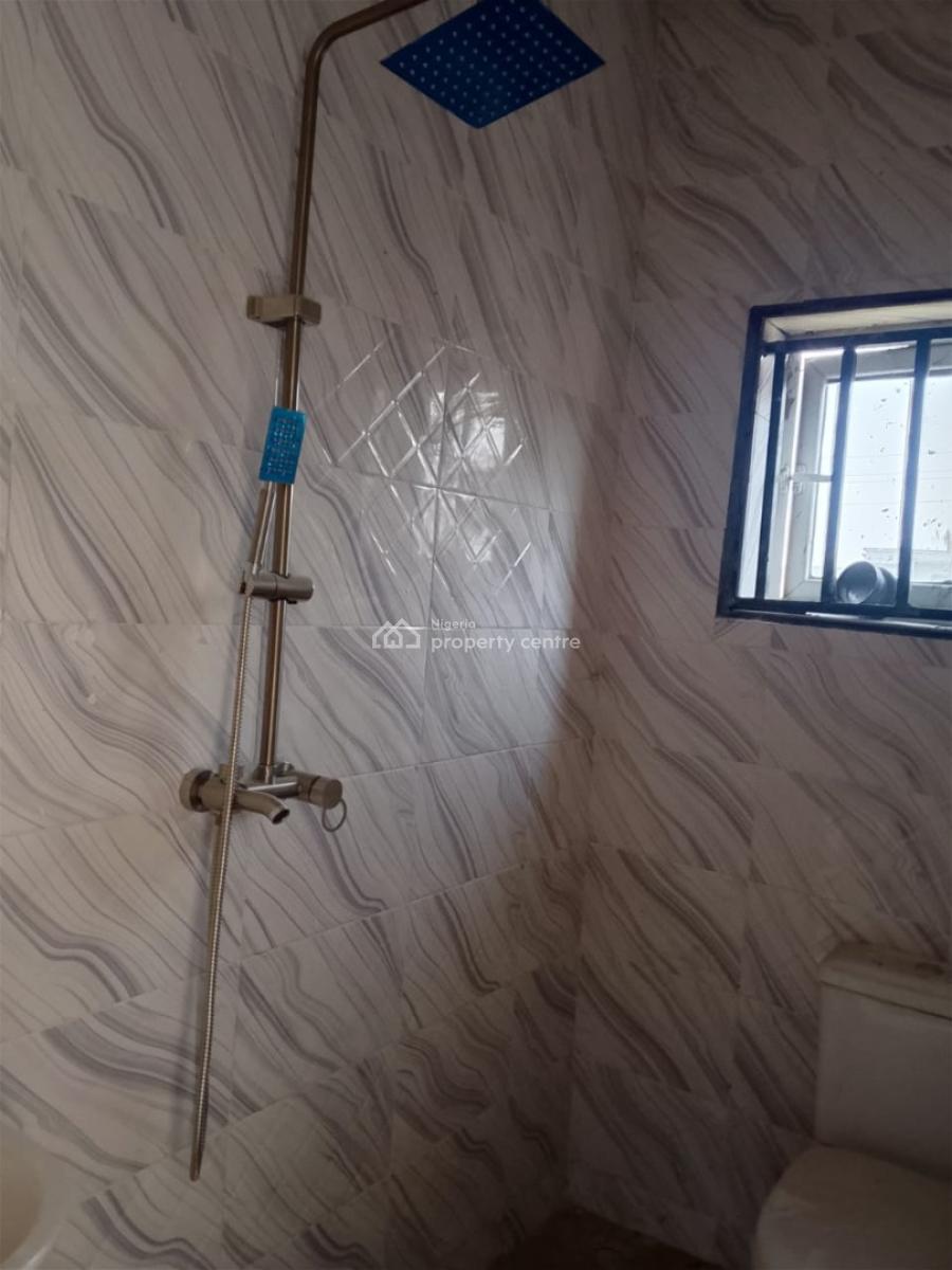 Smart 3 Bedroom Apartment, Behind Dunamis Glory Dome, Lugbe District, Abuja, Flat / Apartment for Rent