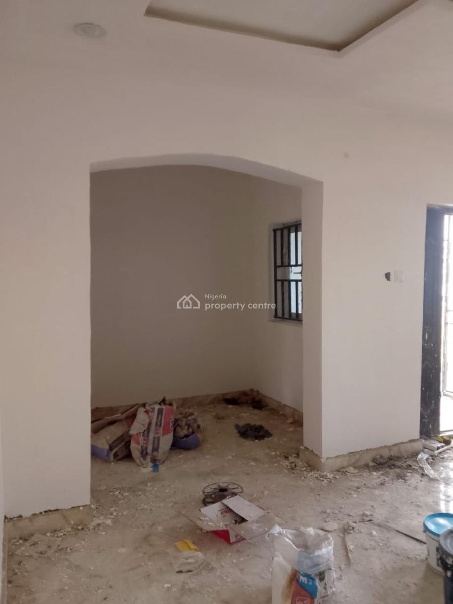 Smart 3 Bedroom Apartment, Behind Dunamis Glory Dome, Lugbe District, Abuja, Flat / Apartment for Rent
