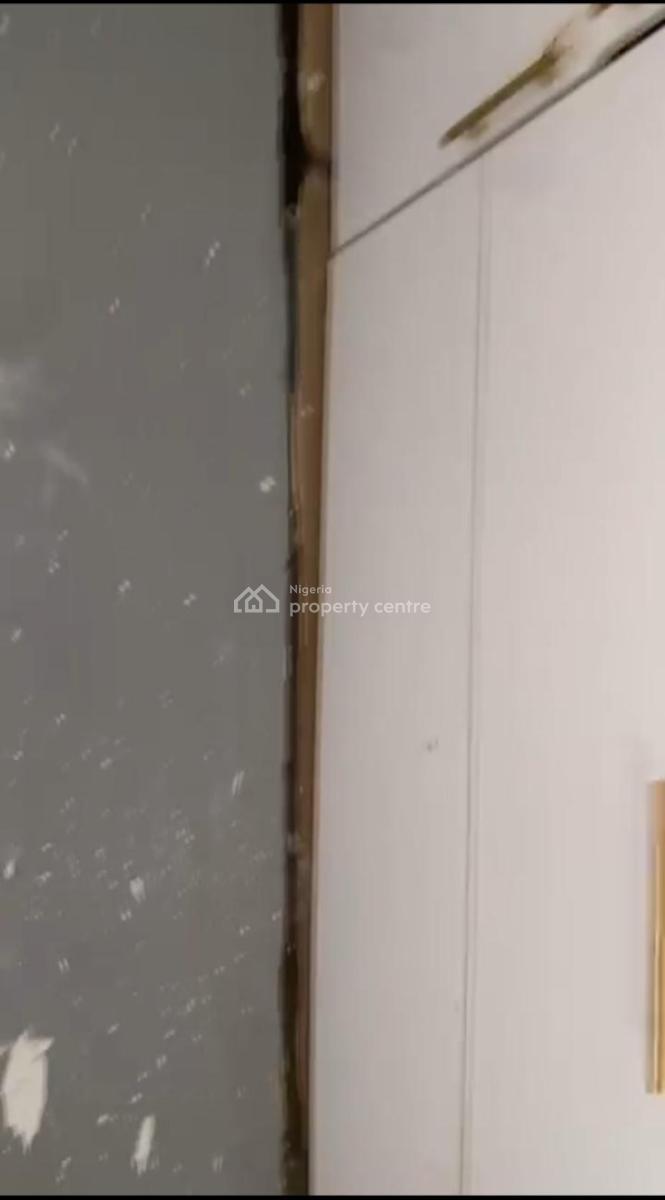 Lovely 2 Bedroom Flat, Adegoke Estate, Off Olufemi Street / Off Masha Road, Surulere, Lagos, Flat / Apartment for Rent